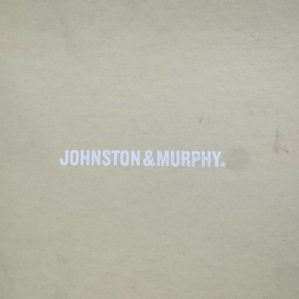 Johnston & Murphy Cream Box - Picture 2 of 5